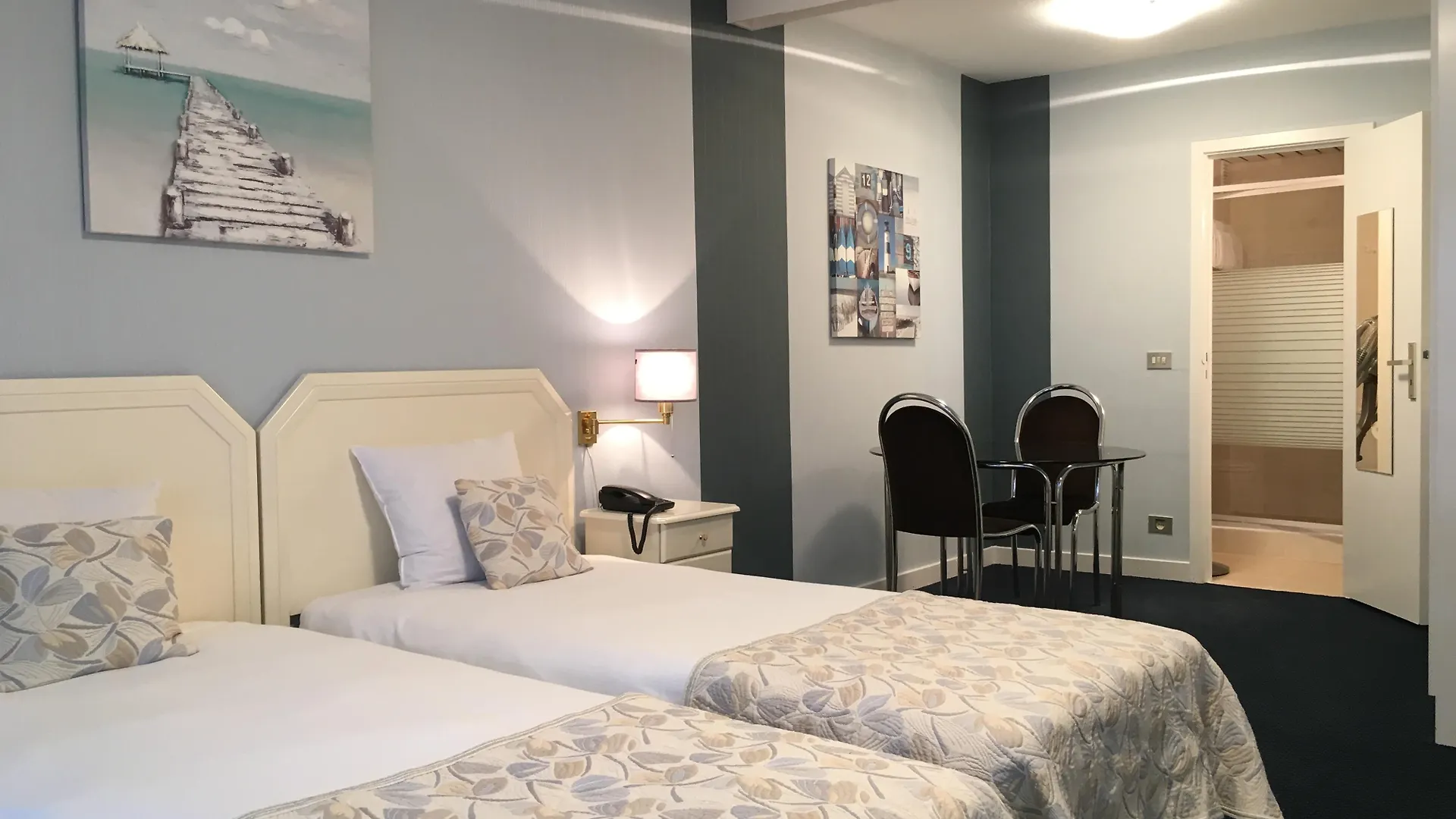 בריסל First Euroflat Hotel